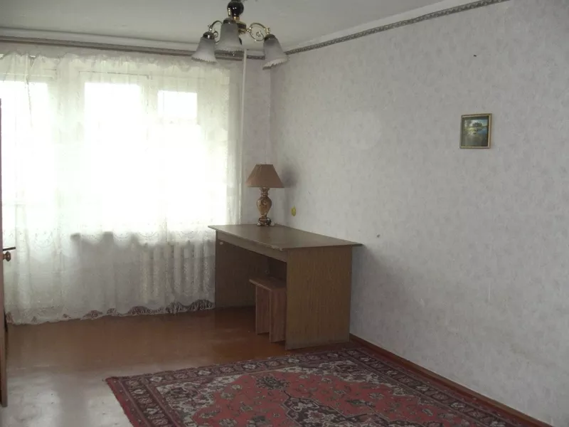 Продаю 1-комнатную квартиру,  ул. Марины Расковой,  район Карусели.  3
